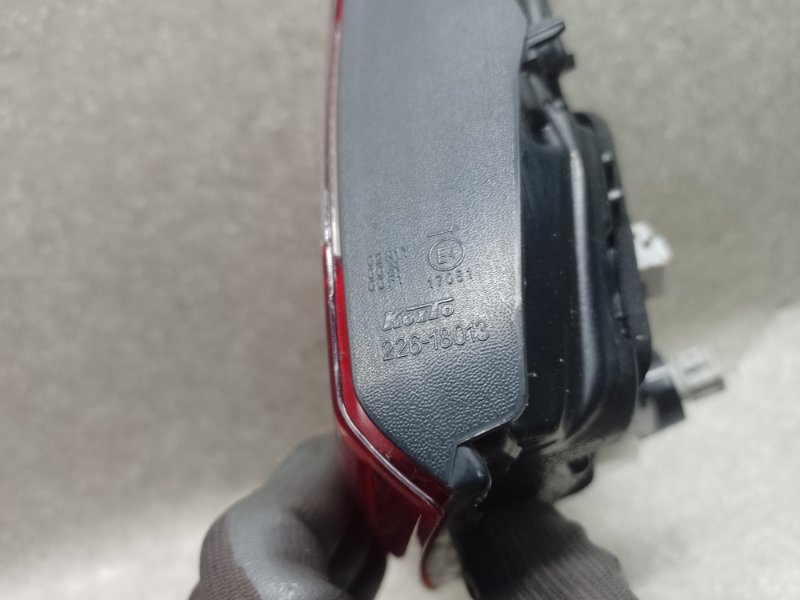 Фонарь внутренний правый QASHQAI/ROGUE SPORT 14-