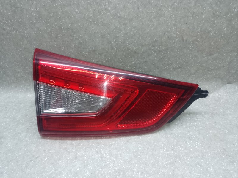Фонарь внутренний левый NISSAN QASHQAI/ROGUE SPORT 14- 26555-4EA5B Б/У