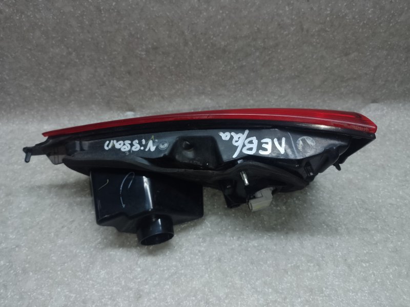 Фонарь внутренний левый NISSAN QASHQAI/ROGUE SPORT 14-