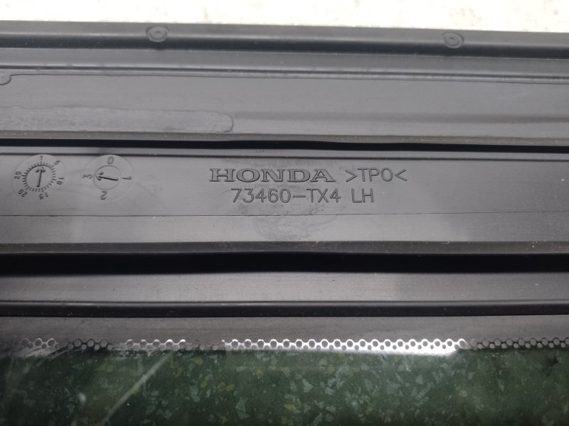 Стекло двери глухое заднее левое ACURA RDX 12-19 3.5 J35Z2 Стекло двери глухое заднее левое ACURA RDX 12-19 3.5 J35Z2