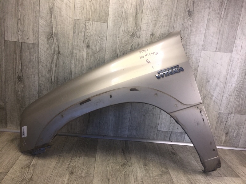 Запчасть крыло переднее левое SUZUKI GRAND VITARA XL-7 01-06 58800-52810 Б/У Крыло переднее левое SUZUKI GRAND VITARA XL-7 01-06 58800-52810 Б/У