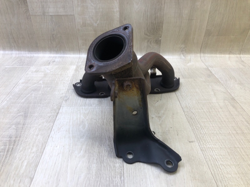 Коллектор выпускной KIA FORTE YD 12- 2.0 G4NC Коллектор выпускной KIA FORTE YD 12- 2.0 G4NC