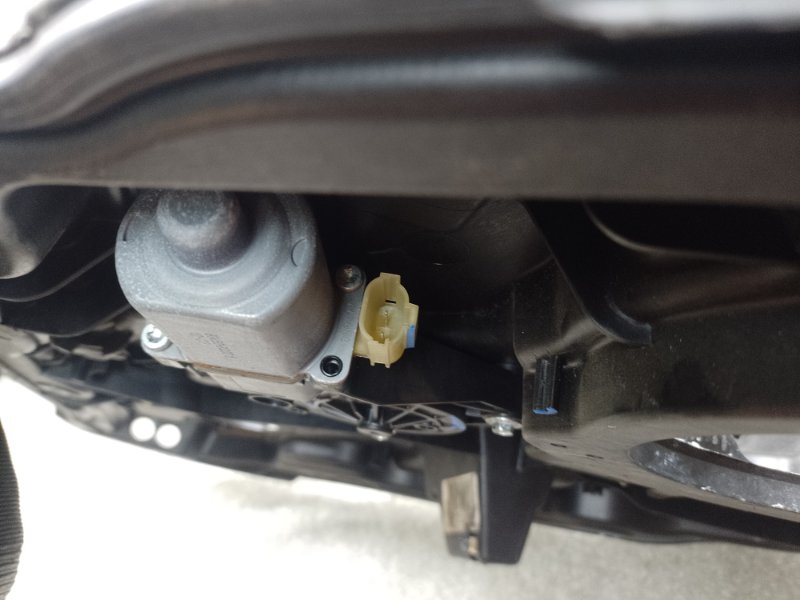 Стеклоподъемник задний левый HYUNDAI SONATA YF 10-14 2.4 G4KJ