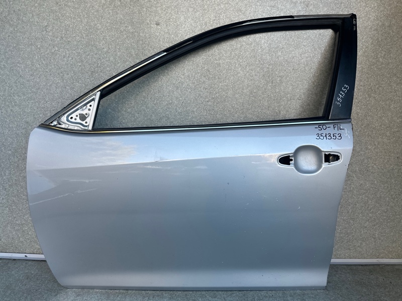 Запчасть дверь передняя левая TOYOTA CAMRY 50 12-15 67002-06170 Б/У Дверь передняя левая TOYOTA CAMRY 50 12-15 67002-06170 Б/У