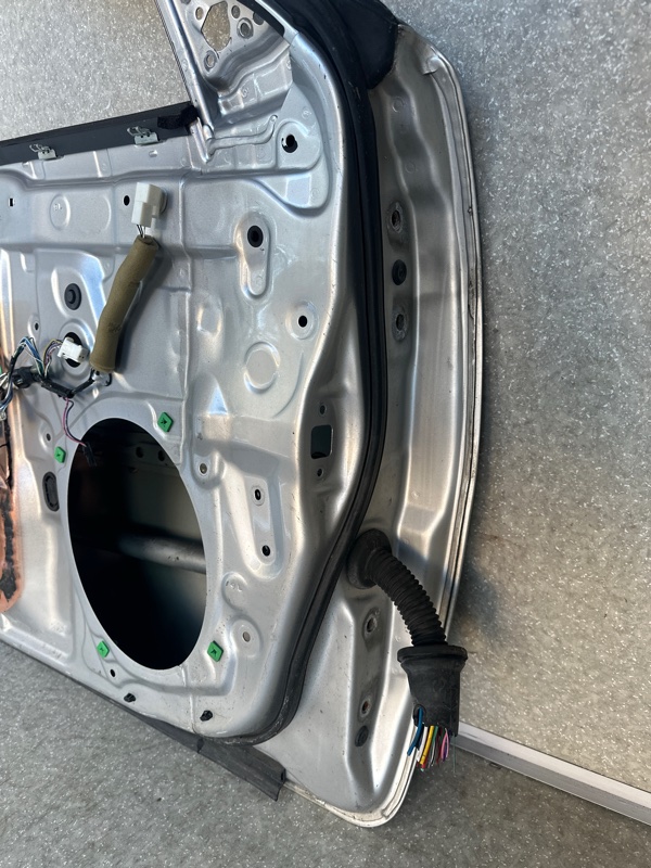 Дверь передняя левая CAMRY 50 12-15 Дверь передняя левая CAMRY 50 12-15