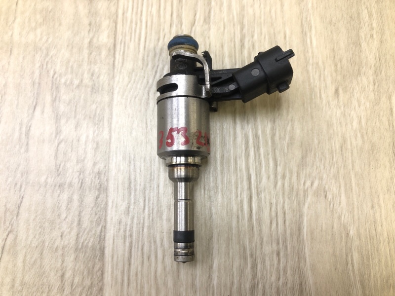 Форсунка топливная HYUNDAI ACCENT RB 10- 2014 1.6 G4FD 35310 2B130 Б/У