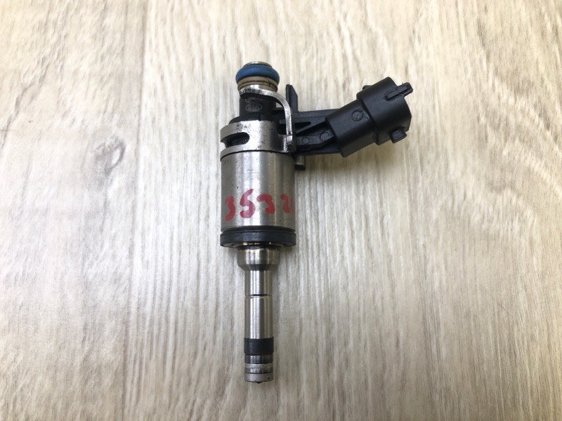 Форсунка топливная HYUNDAI ACCENT RB 10- 2014 1.6 G4FD 35310 2B130 Б/У