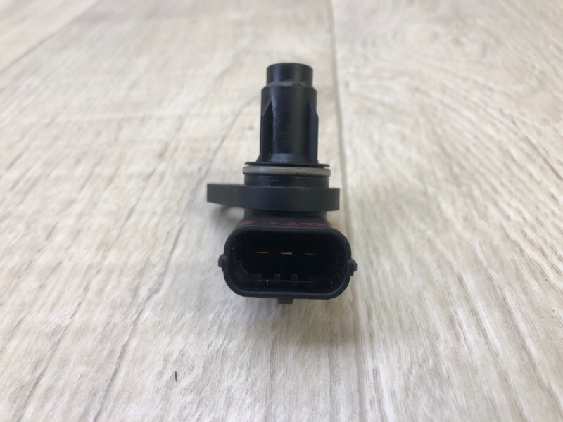 Датчик положения распредвала HYUNDAI ACCENT RB 10- 1.6 G4FD