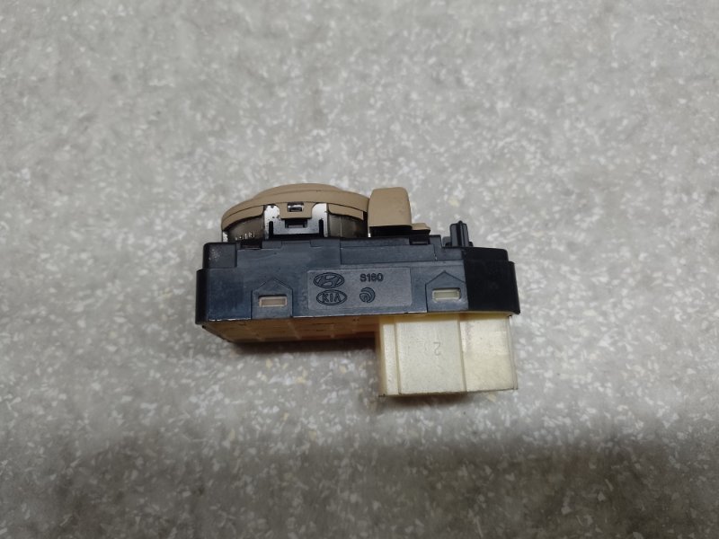 Блок управления зеркалами SONATA YF 10-14 2012 2.4 G4KJ