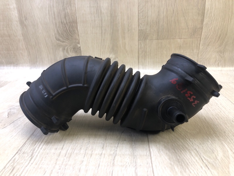 Патрубок воздушного фильтра HYUNDAI ACCENT RB 10- 2014 1.6 G4FD 28140 3X000 Б/У