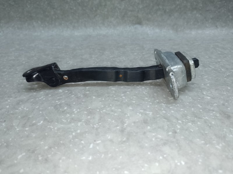 Ограничитель двери передний левый HYUNDAI SONATA YF 10-14 2.4 G4KJ