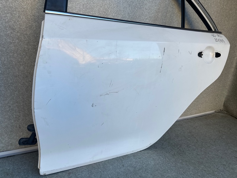 Дверь задняя левая TOYOTA CAMRY 50 12-15 Дверь задняя левая TOYOTA CAMRY 50 12-15