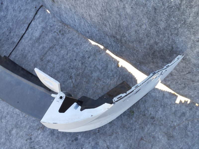 Бампер задний ESCAPE 12-19 2018 T15HDTX