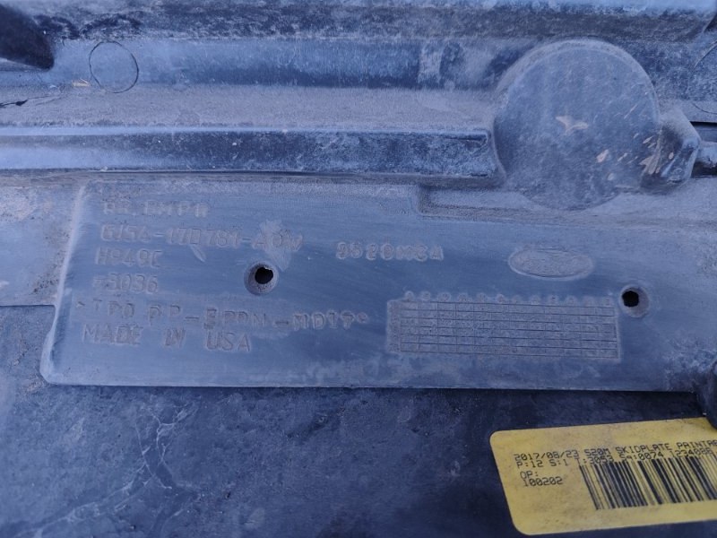 Бампер задний ESCAPE 12-19 2018 T15HDTX