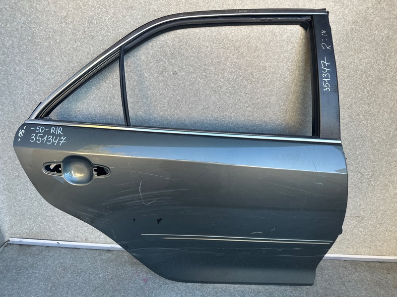Дверь задняя правая CAMRY 50 12-15 Дверь задняя правая CAMRY 50 12-15