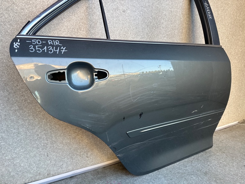 Дверь задняя правая TOYOTA CAMRY 50 12-15 Дверь задняя правая TOYOTA CAMRY 50 12-15