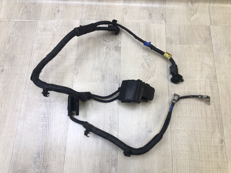 Запчасть клемма аккумулятора HYUNDAI ACCENT RB 10- 2014 1.6 G4FD 91850 1R212 Б/У Клемма аккумулятора HYUNDAI ACCENT RB 10- 2014 1.6 G4FD 91850 1R212 Б/У