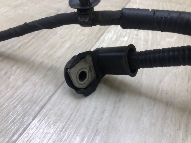 Клемма аккумулятора ACCENT RB 10- 2014 1.6 G4FD Клемма аккумулятора ACCENT RB 10- 2014 1.6 G4FD