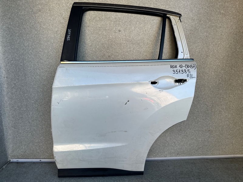 Дверь задняя левая ACURA RDX 12-19 2013 3.5 J35Z2 67550-TX4-A90ZZ Б/У