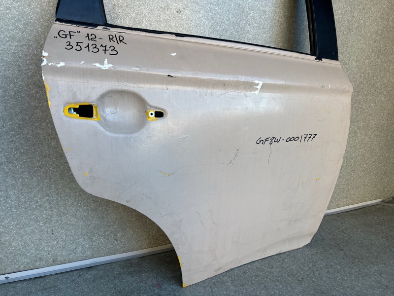 Дверь задняя правая MITSUBISHI OUTLANDER GF 12-