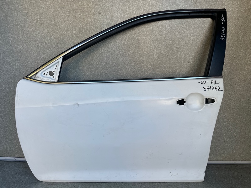 Запчасть дверь передняя левая TOYOTA CAMRY 50 12-15 67002-06170 Б/У Дверь передняя левая TOYOTA CAMRY 50 12-15 67002-06170 Б/У