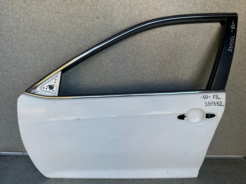 Дверь передняя левая CAMRY 50 12-15 Дверь передняя левая CAMRY 50 12-15