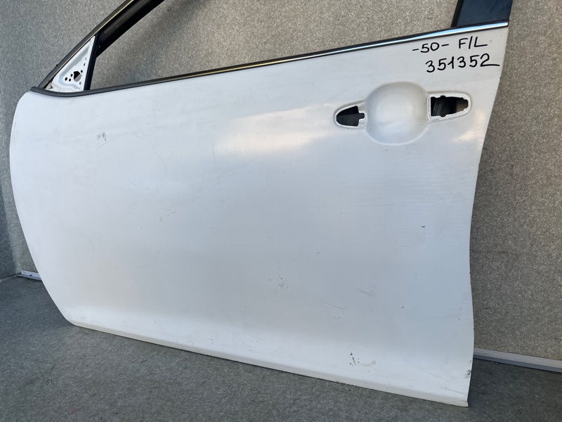 Дверь передняя левая CAMRY 50 12-15 Дверь передняя левая CAMRY 50 12-15