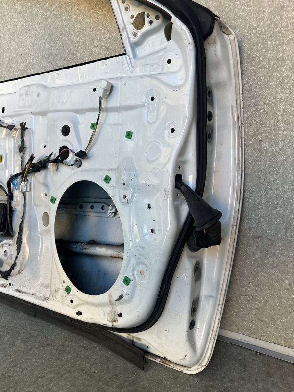 Дверь передняя левая CAMRY 50 12-15 Дверь передняя левая CAMRY 50 12-15