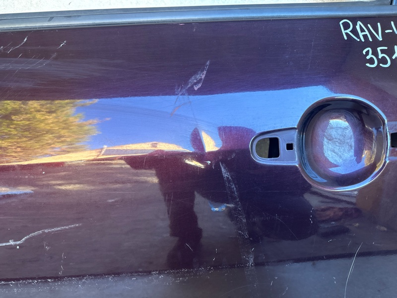 Дверь передняя левая RAV4 05-12 Дверь передняя левая RAV4 05-12