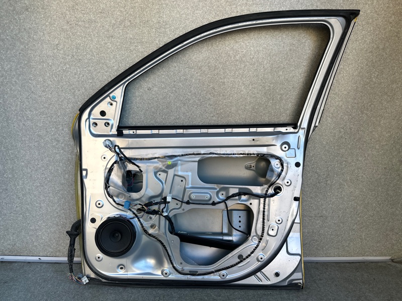 Дверь передняя правая OUTLANDER GF 12-