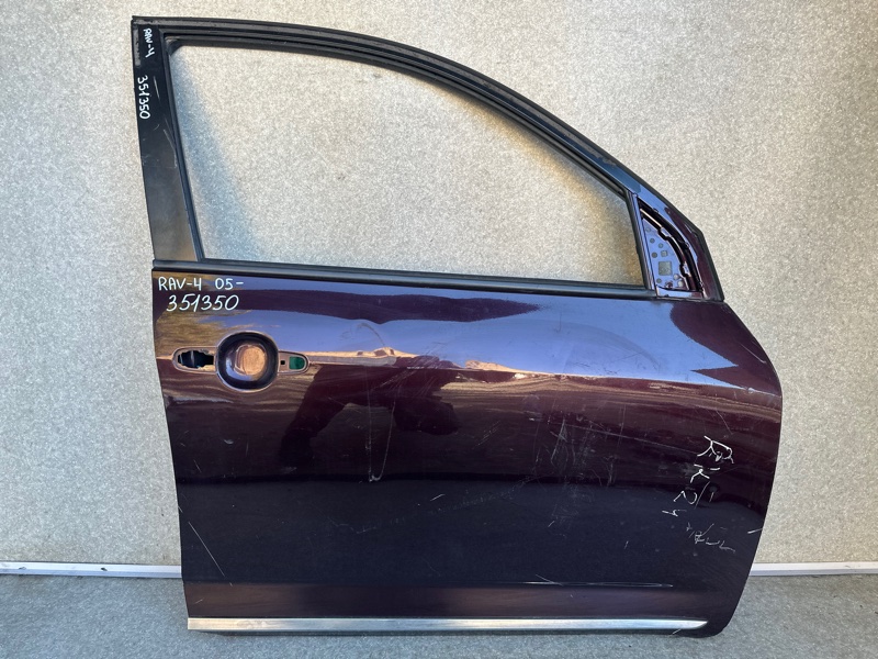 Запчасть дверь передняя правая TOYOTA RAV4 05-12 67001-42110 Б/У Дверь передняя правая TOYOTA RAV4 05-12 67001-42110 Б/У