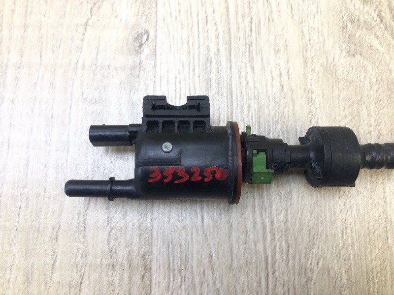 Клапан абсорбера CRUZE 15- 2016 1.4T LE2