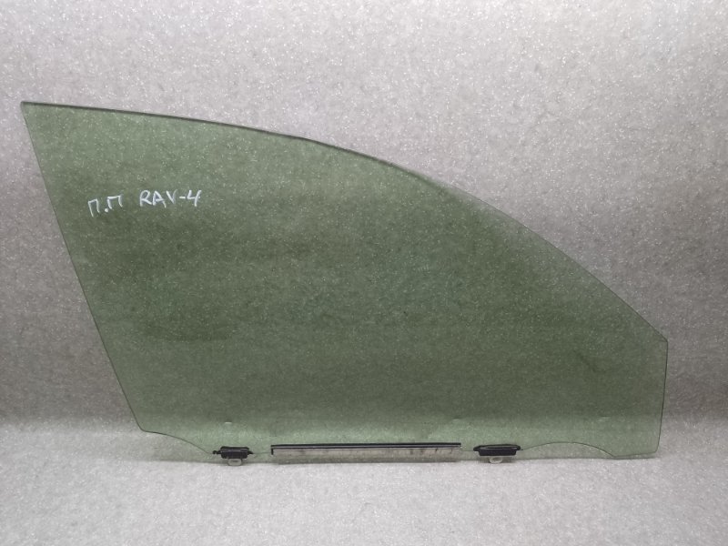 Запчасть стекло двери переднее правое TOYOTA RAV4 05-12 68101-42160 Б/У Стекло двери переднее правое TOYOTA RAV4 05-12 68101-42160 Б/У