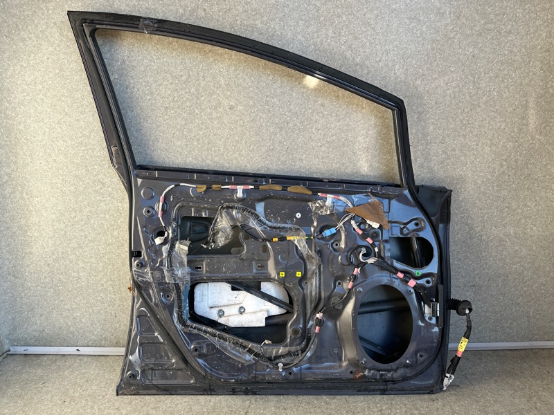 Дверь передняя левая PRIUS - 30 09-17 Дверь передняя левая PRIUS - 30 09-17
