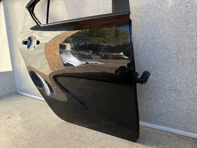 Дверь задняя правая PRIUS C/AQUA 11-14