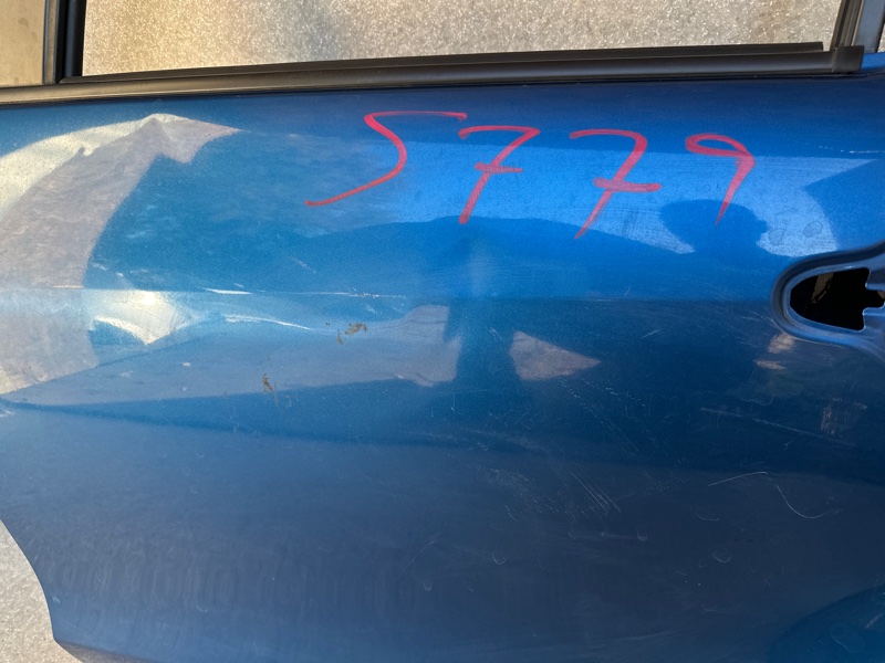 Дверь задняя левая PRIUS C/AQUA 11-14 Дверь задняя левая PRIUS C/AQUA 11-14