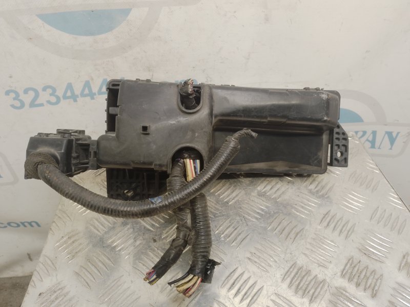 Блок предохранителей моторный отсек HONDA ACCORD CL7 / TSX 03-08 Седан 2.4 Блок предохранителей моторный отсек HONDA ACCORD CL7 / TSX 03-08 Седан 2.4