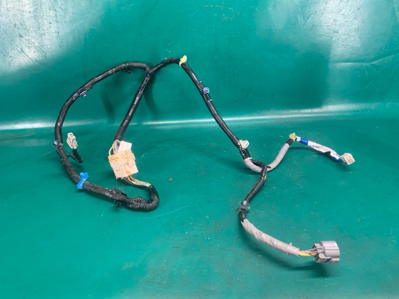 Запчасть проводка двери передняя левая ACURA MDX (YD2) 06-13 2009 3.7 J37A1 Б/У Проводка двери передняя левая ACURA MDX (YD2) 06-13 2009 3.7 J37A1 Б/У