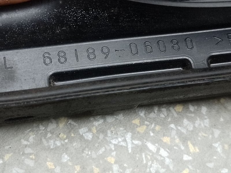 Стекло двери глухое заднее левое TOYOTA CAMRY 50 12-15 Стекло двери глухое заднее левое TOYOTA CAMRY 50 12-15