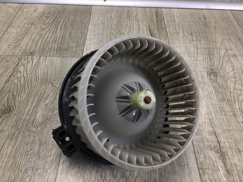 Моторчик печки SUBARU OUTBACK 09-14 BR 2010 2.5 EJ253 72223AG06A Б/У