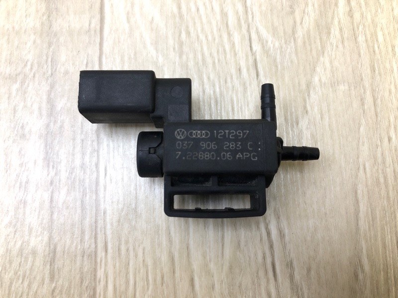 Клапан электромагнитный (вакуумный) VOLKSWAGEN TIGUAN 08-17 2012 2.0 CCTA 037 906 283 C Б/У