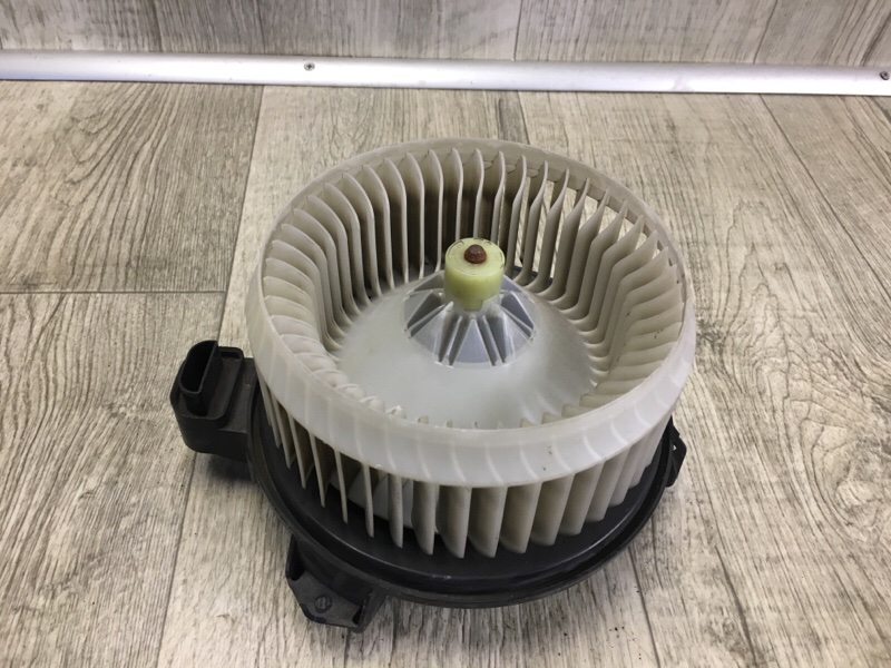 Моторчик печки TOYOTA VENZA 09-16 2013 3.5 2GR-FE 87103-0E040 Б/У