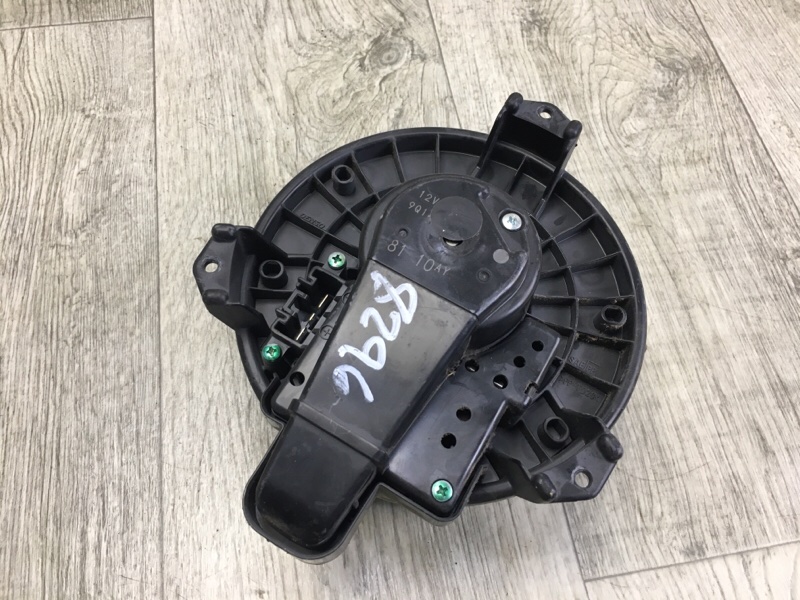 Моторчик печки VENZA 09-16 2013 3.5 2GR-FE