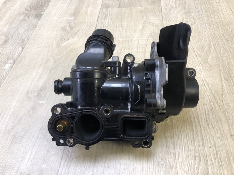 Помпа TIGUAN 08-17 2012 2.0 CCTA