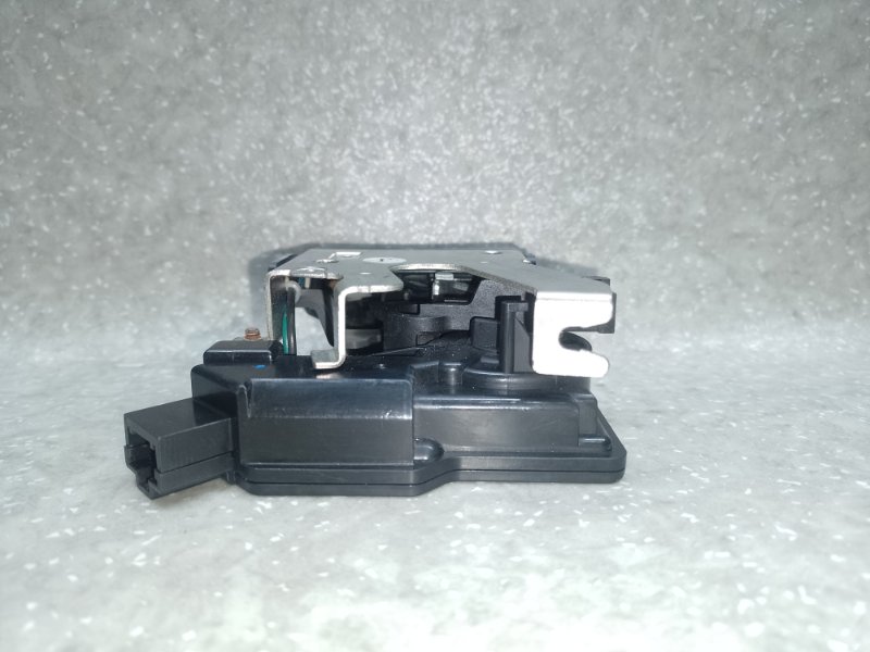Замок крышки багажника HONDA CIVIC 4D 06-11