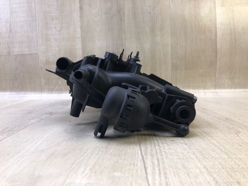 Коллектор впускной TIGUAN 08-17 2012 2.0 CCTA