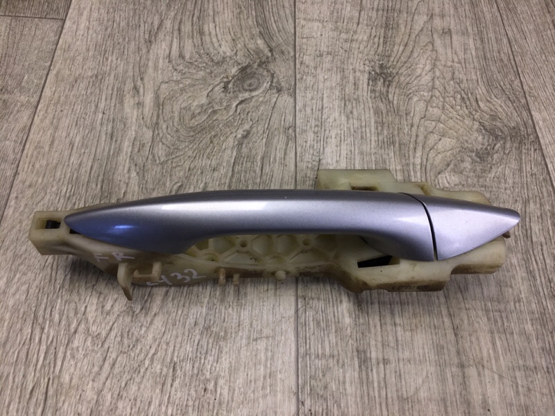 Ручка двери наружная передняя правая ELANTRA MD 10-15 2014 1.8 G4NB