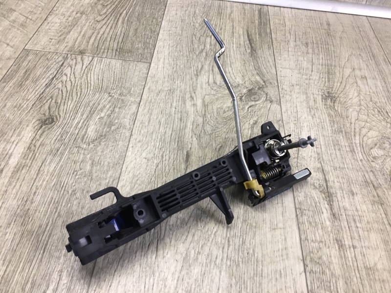 Ручка двери наружная передняя левая TOYOTA CAMRY 40 06-11 3.5 2GR-FE Ручка двери наружная передняя левая TOYOTA CAMRY 40 06-11 3.5 2GR-FE