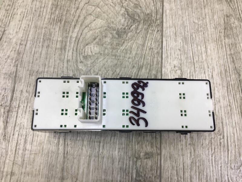 Блок управления стеклоподъемниками HYUNDAI SONATA YF 10-14 2.4 G4KK