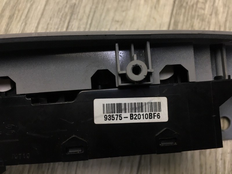 Кнопка стеклоподъемника передняя правая SOUL PS 13-19 2017 ELECTRIC